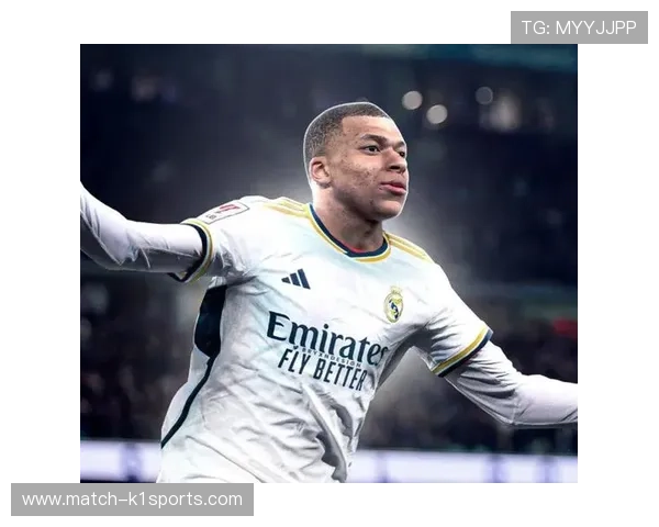 足球球星搞笑男:从赛场到生活笑点百出,揭秘他的幽默魅力 足球球星搞笑男:从赛场到生活笑点百出,揭秘他的幽默魅力